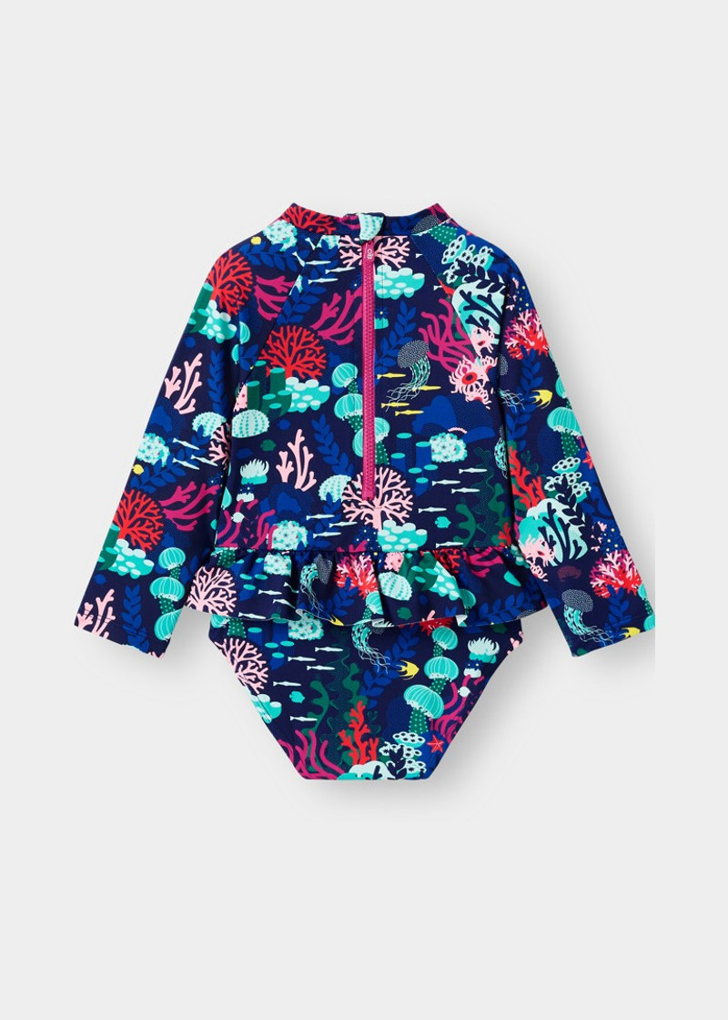 КОСТИМ ЗА КАПЕЊЕ 