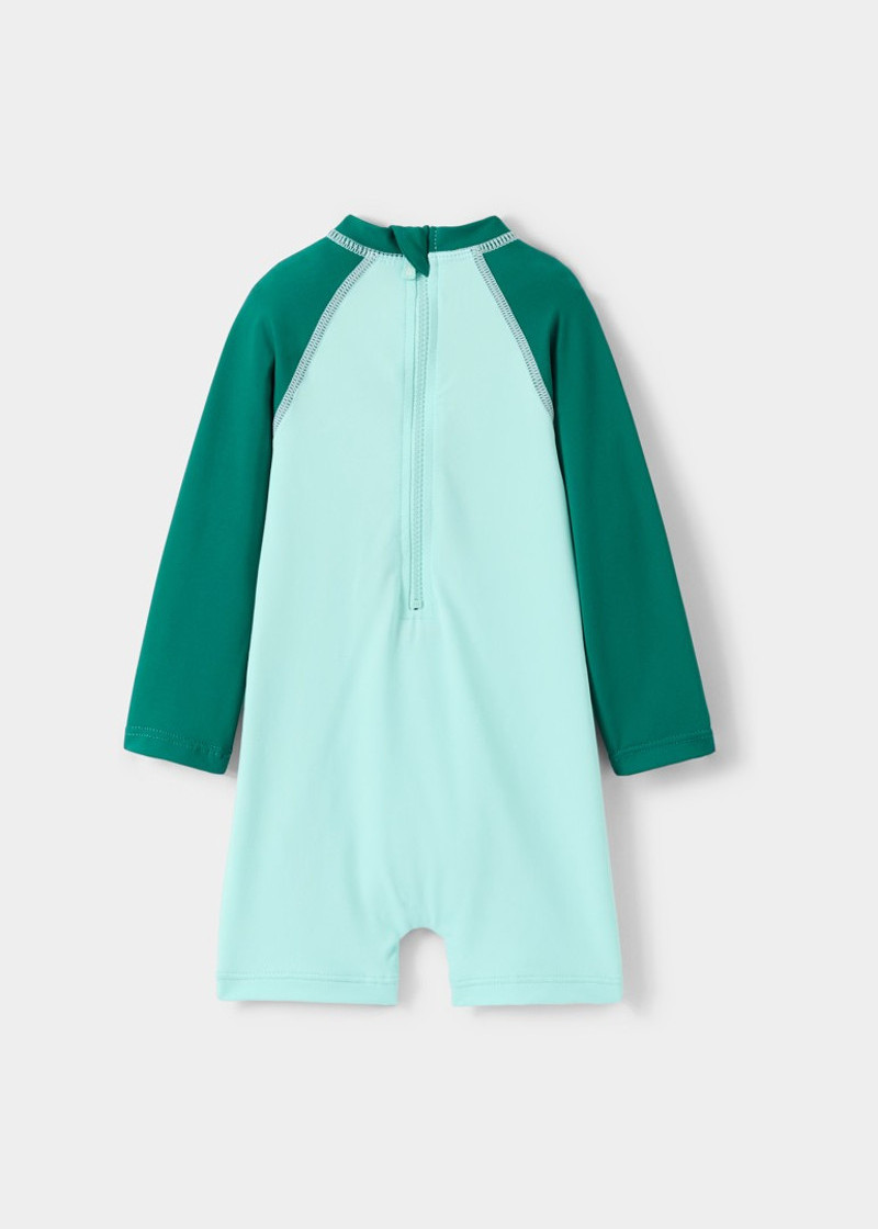 КОСТИМ ЗА КАПЕЊЕ 