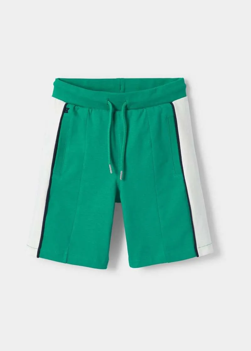 БЕРМУДИ 