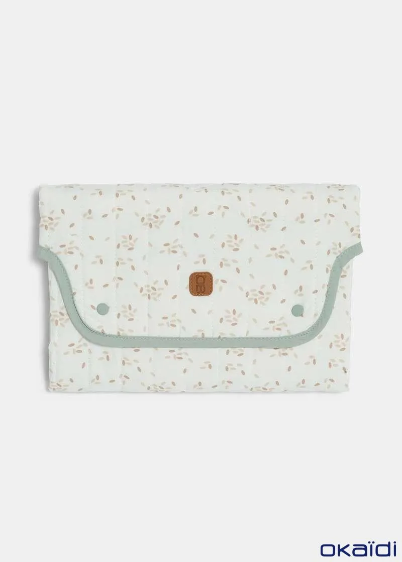 ПОДЛОГА ЗА НОВОРОДЕНЧЕ 